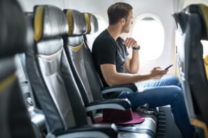 How to Choose the Best Seat on a Commercial Airplane for Maximum Comfort