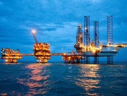 Pelemahan Harga Minyak Dipicu Lonjakan Stok AS